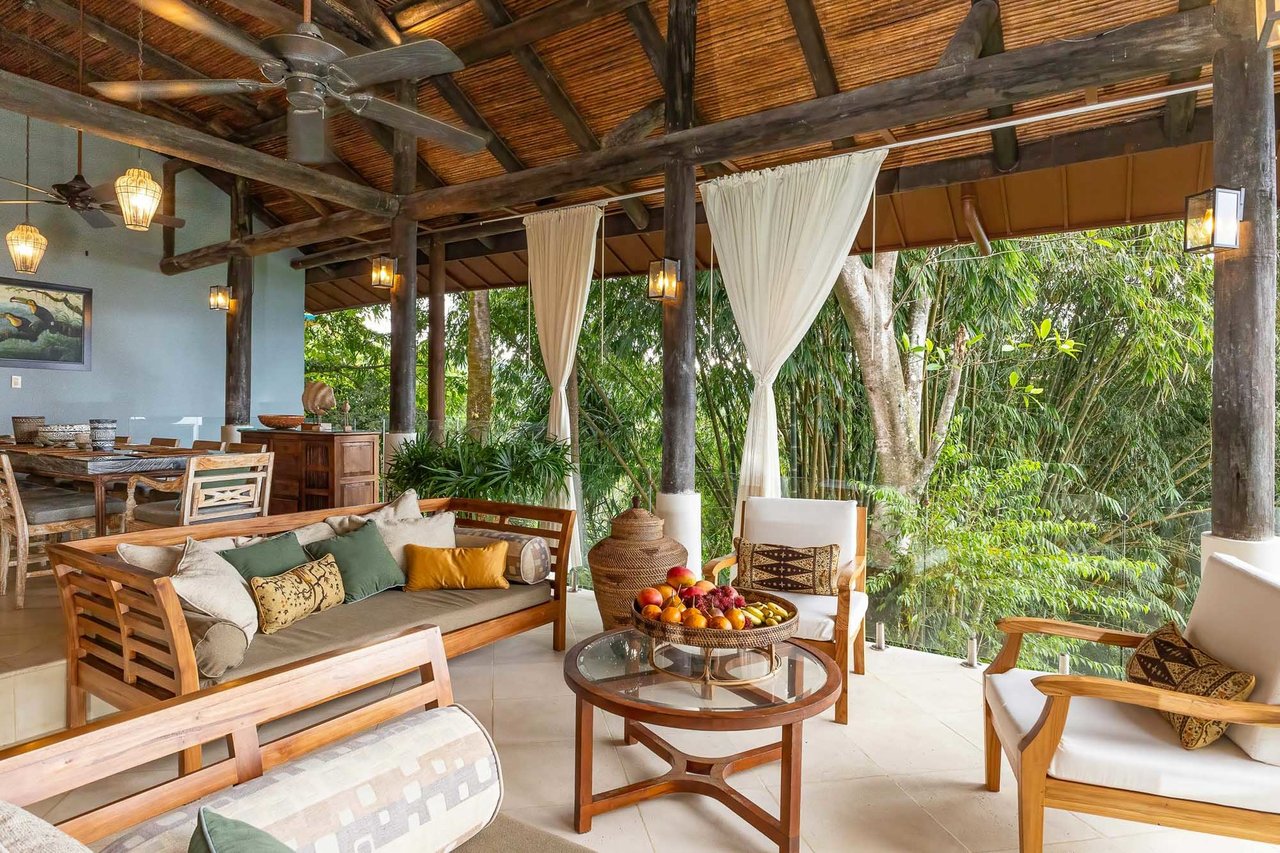 Balinese Tropical Rental Villa, Manuel Antonio, Puntarenas