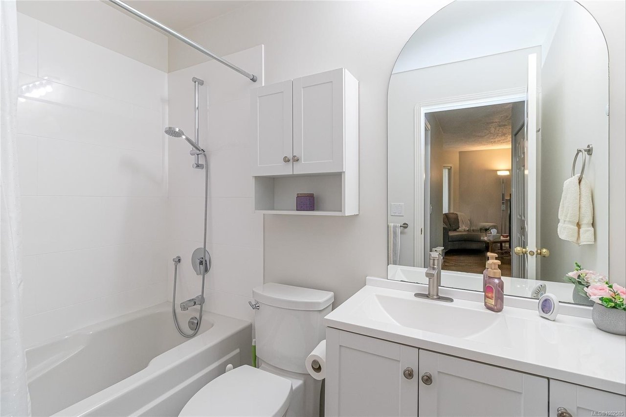 307-1519 Hillside Ave