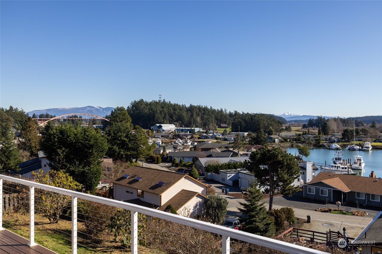 227 Skagit Wy