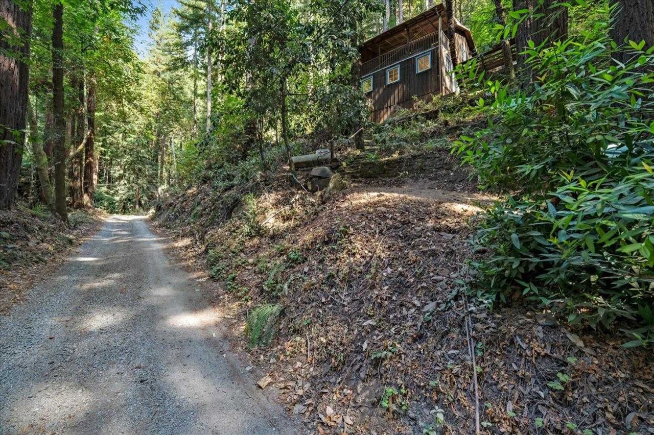244 Fritch Rd