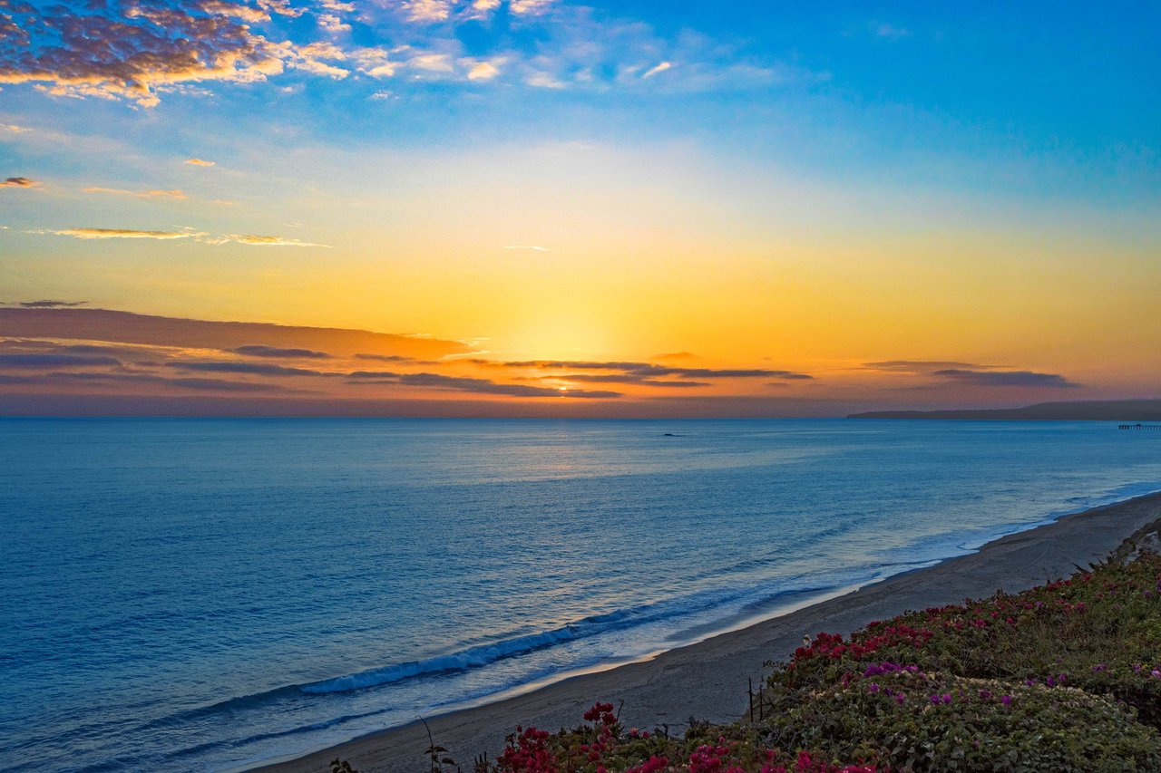 Bluff Front Ocean View Estate