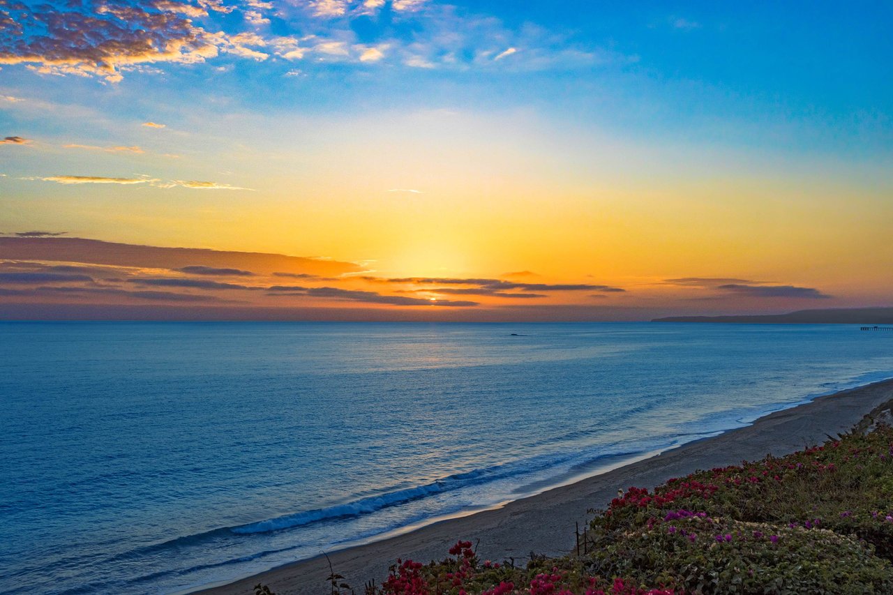 Bluff Front Ocean View Estate