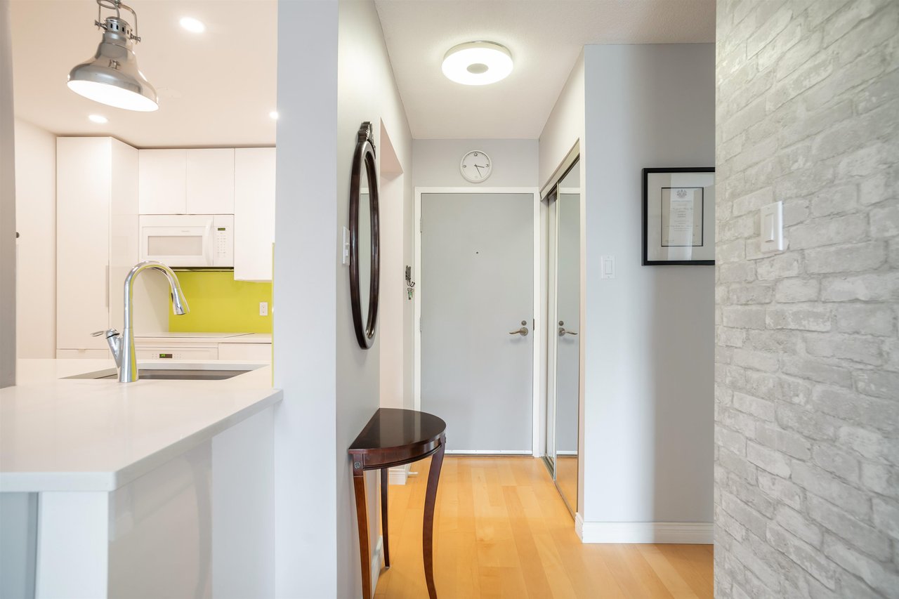 309-3905 Springtree Drive, Vancouver