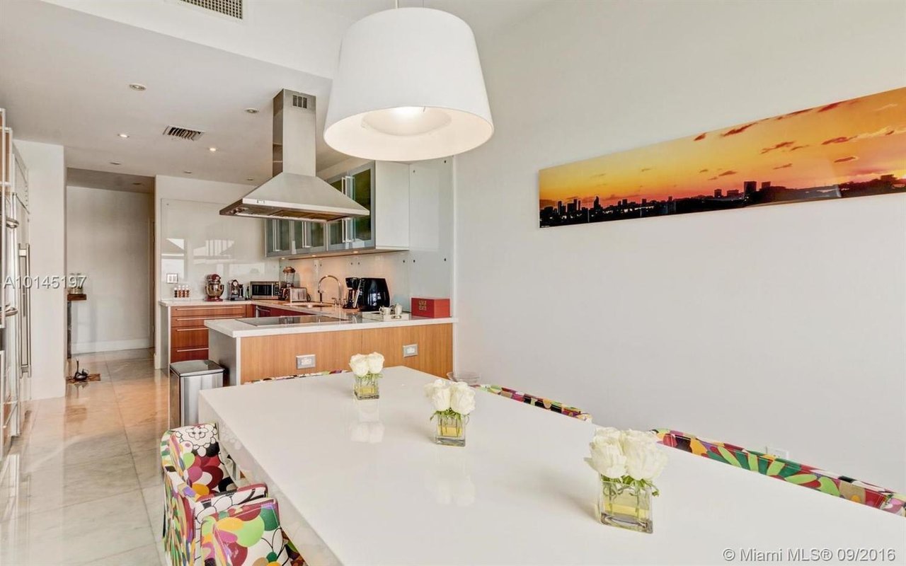 6103 Aqua Ave, #601