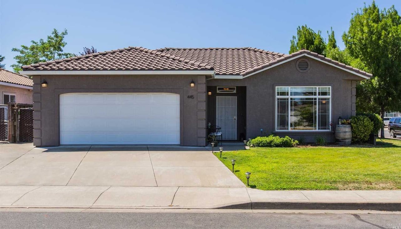 445 Briarwood Drive