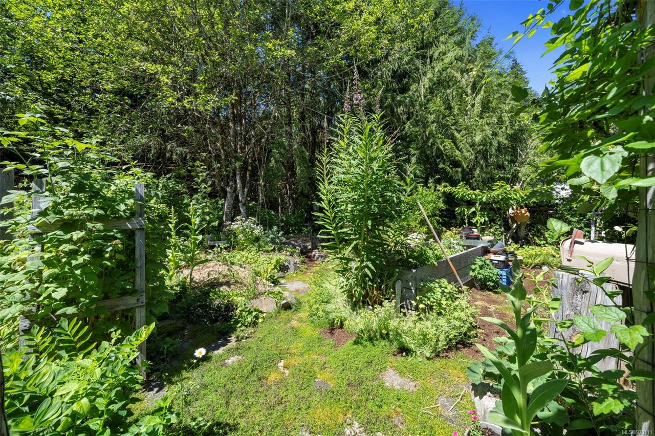 10226 South Shore Rd, Honeymoon Bay