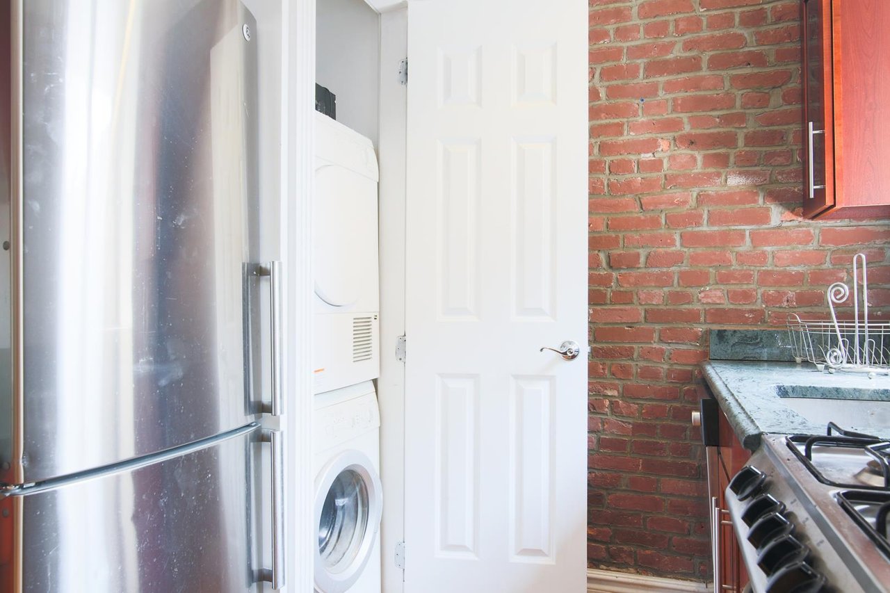 107 Christopher Street, Apt 7
