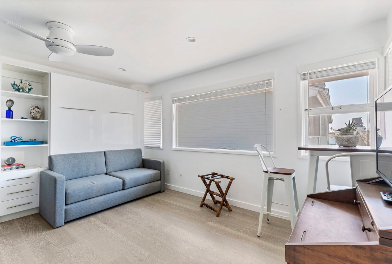2307 Bayside Drive Unit: 2
