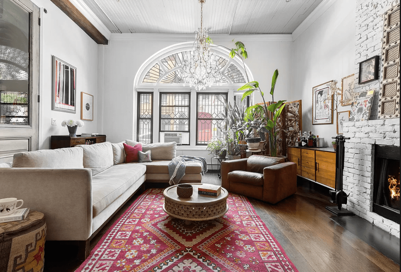159 Carlton Ave. Unit: 1A