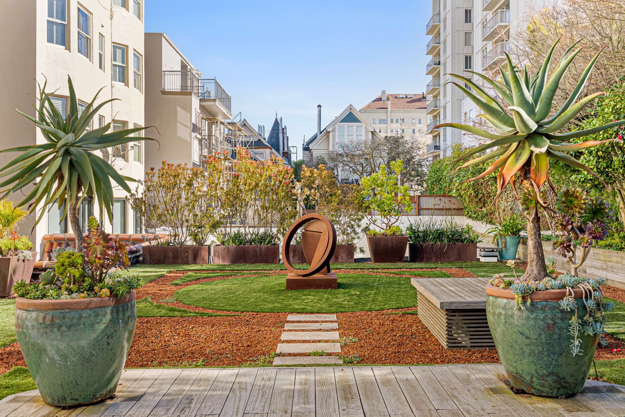 2127 Broadway St. Unit 1