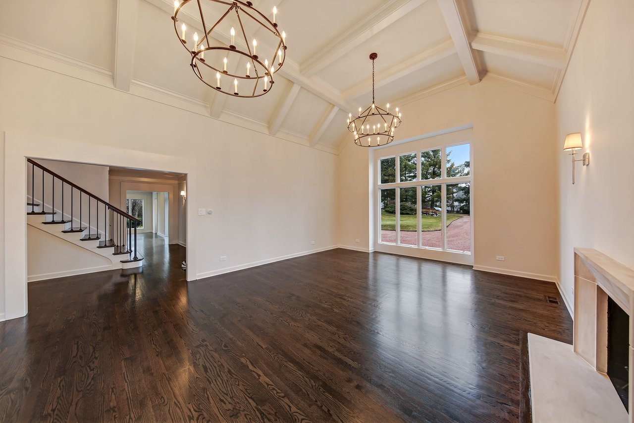 1502 Burr Rdg Club