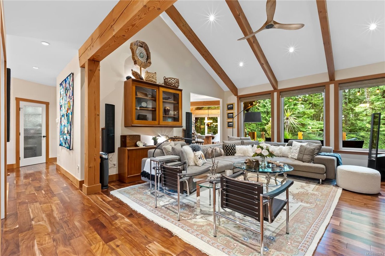 760 Marine Dr