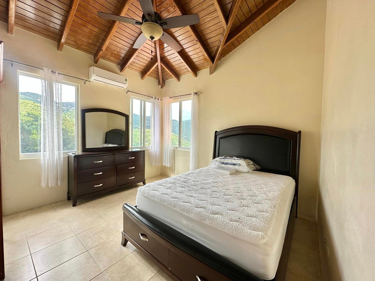 930  Threadfall 3 Bedroom Townhouse