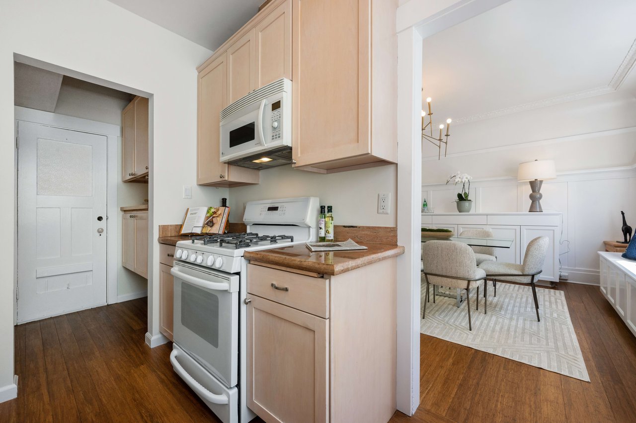 Top Floor Pacific Heights Retreat