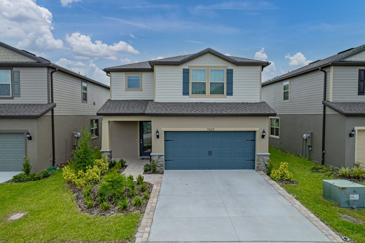 7603 POOL COMPASS LOOP 