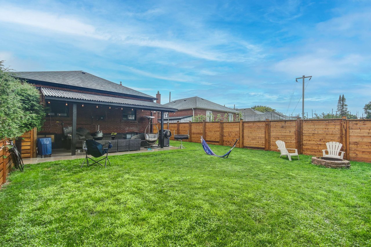 42 Bunnell Cres