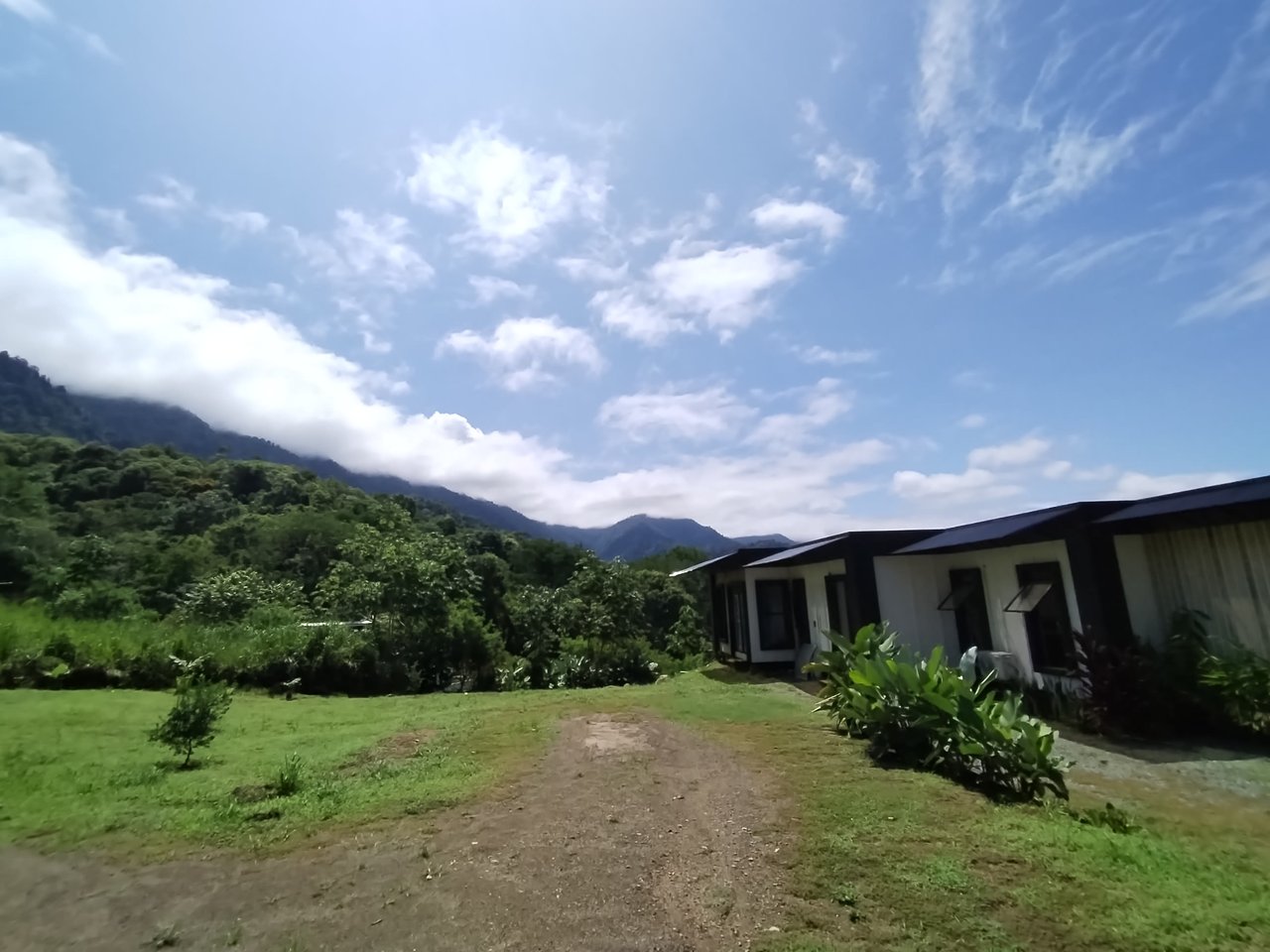Ocean and Mountain View 3-Bedroom Home in Ojochal, Costa Rica - Casa Paradise