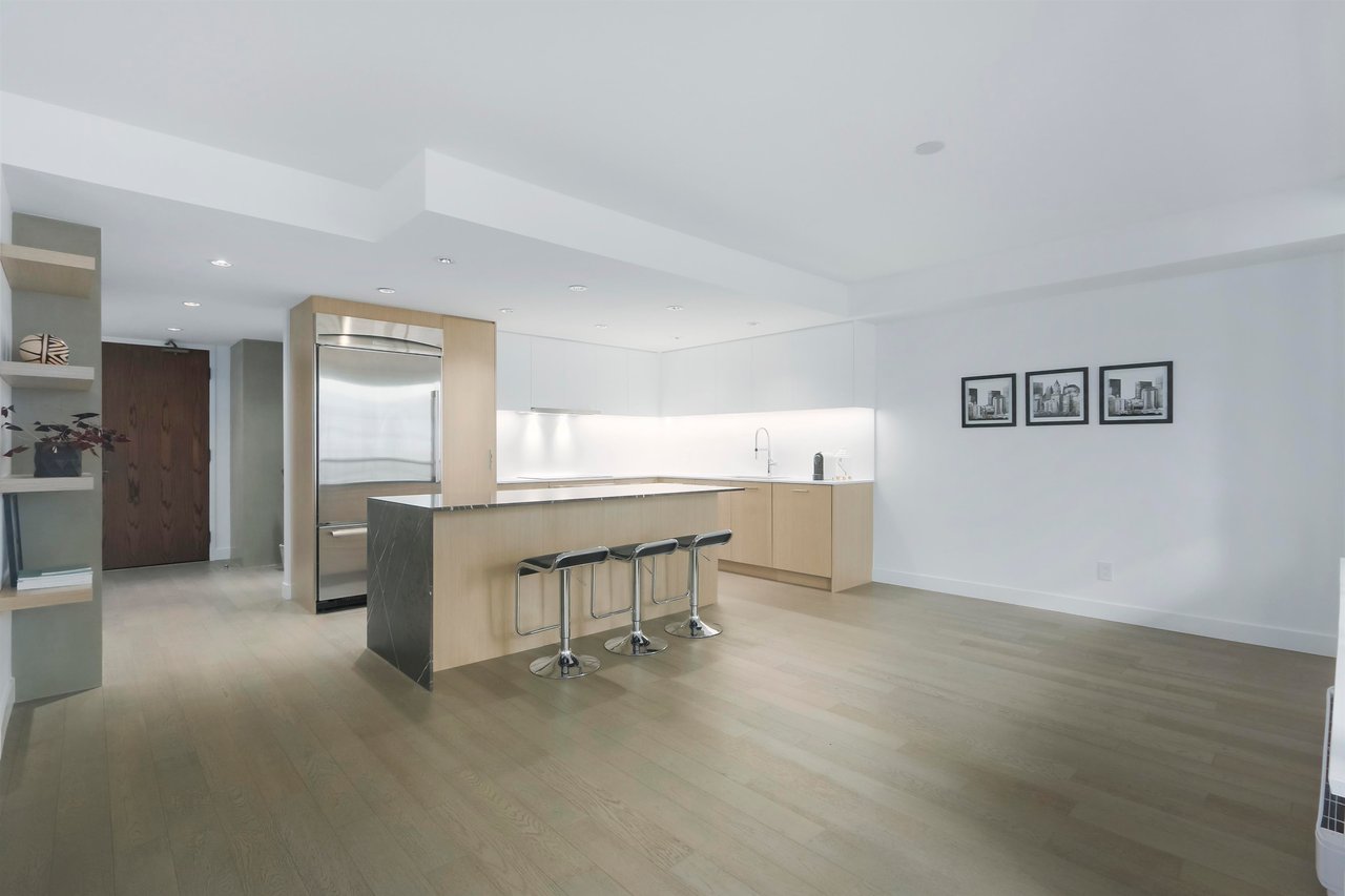402-738 Broughton Street, Vancouver