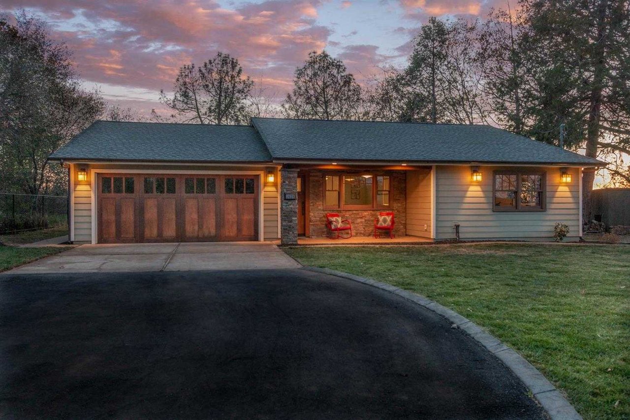 1620 Rose Lane