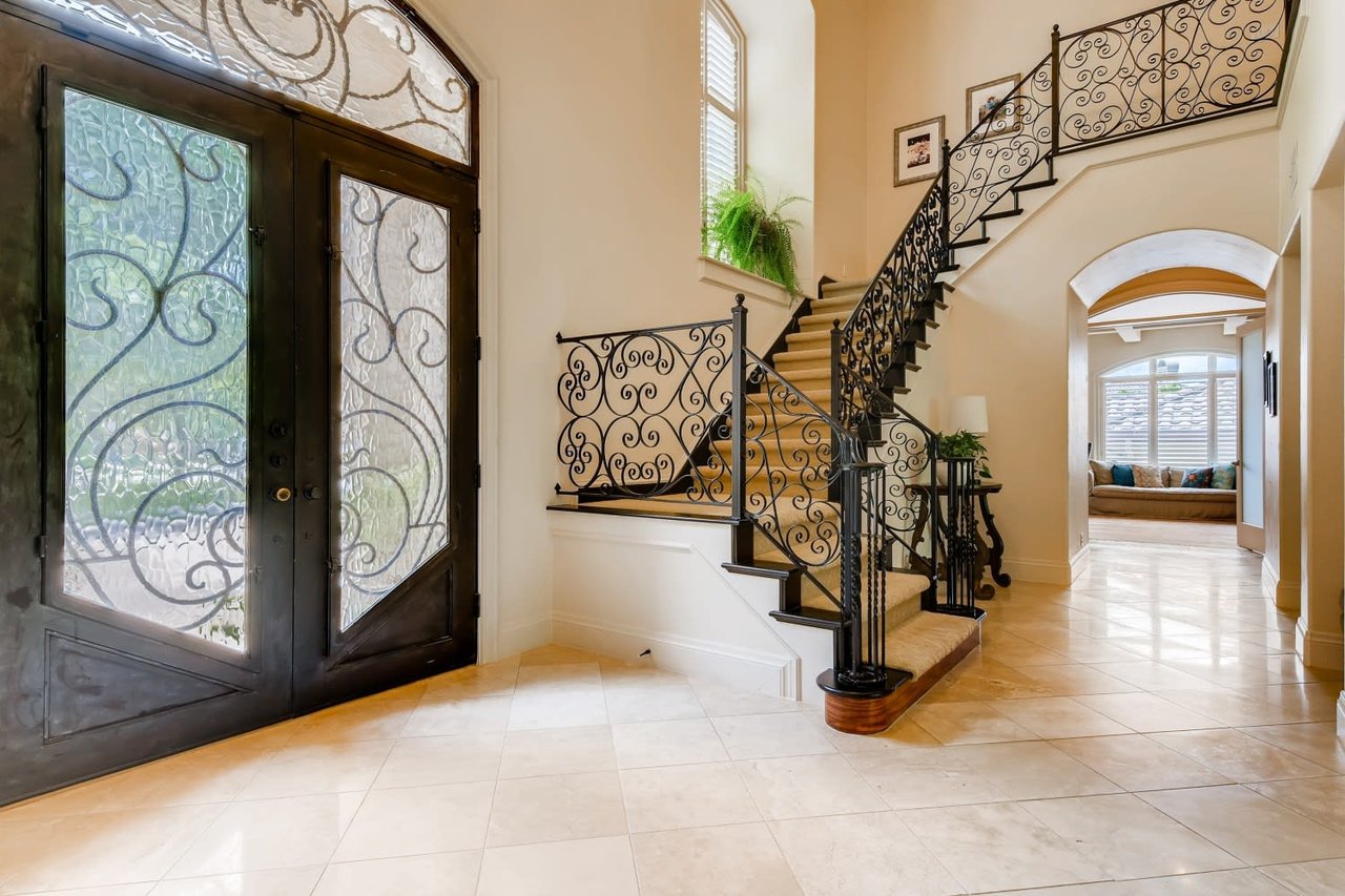 2213 Warbler Way