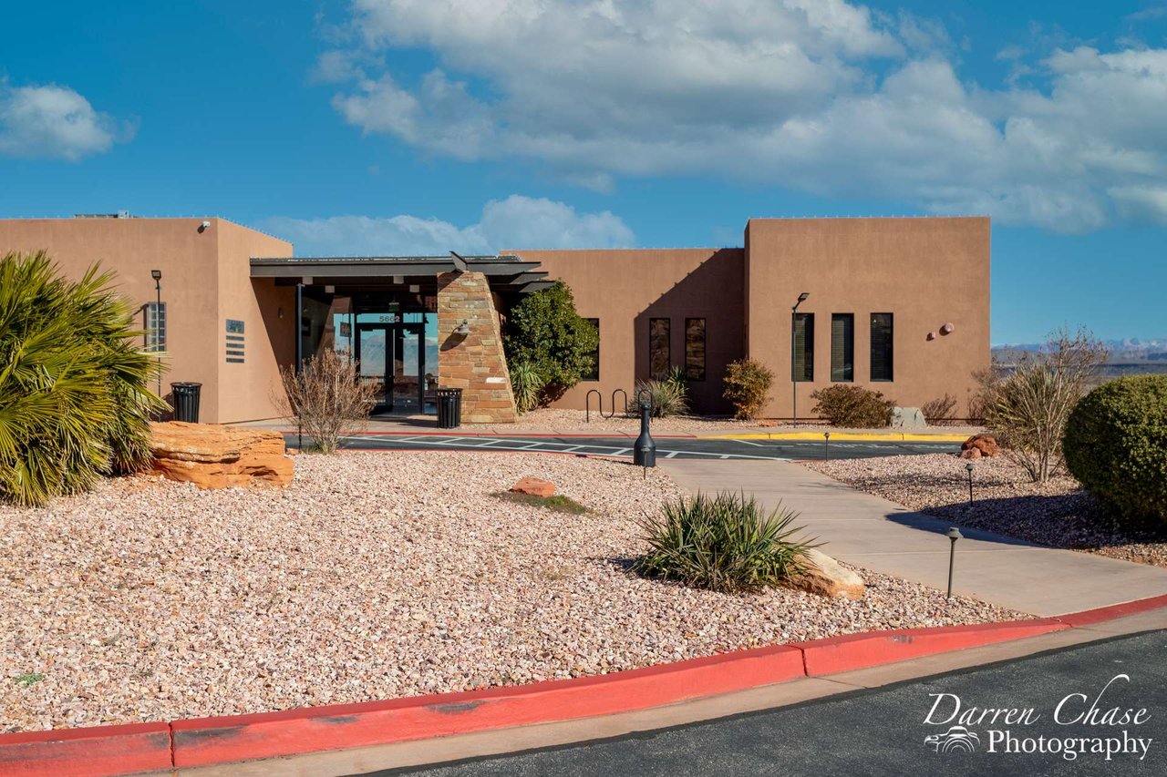 5228 N Villas Dr #4-102