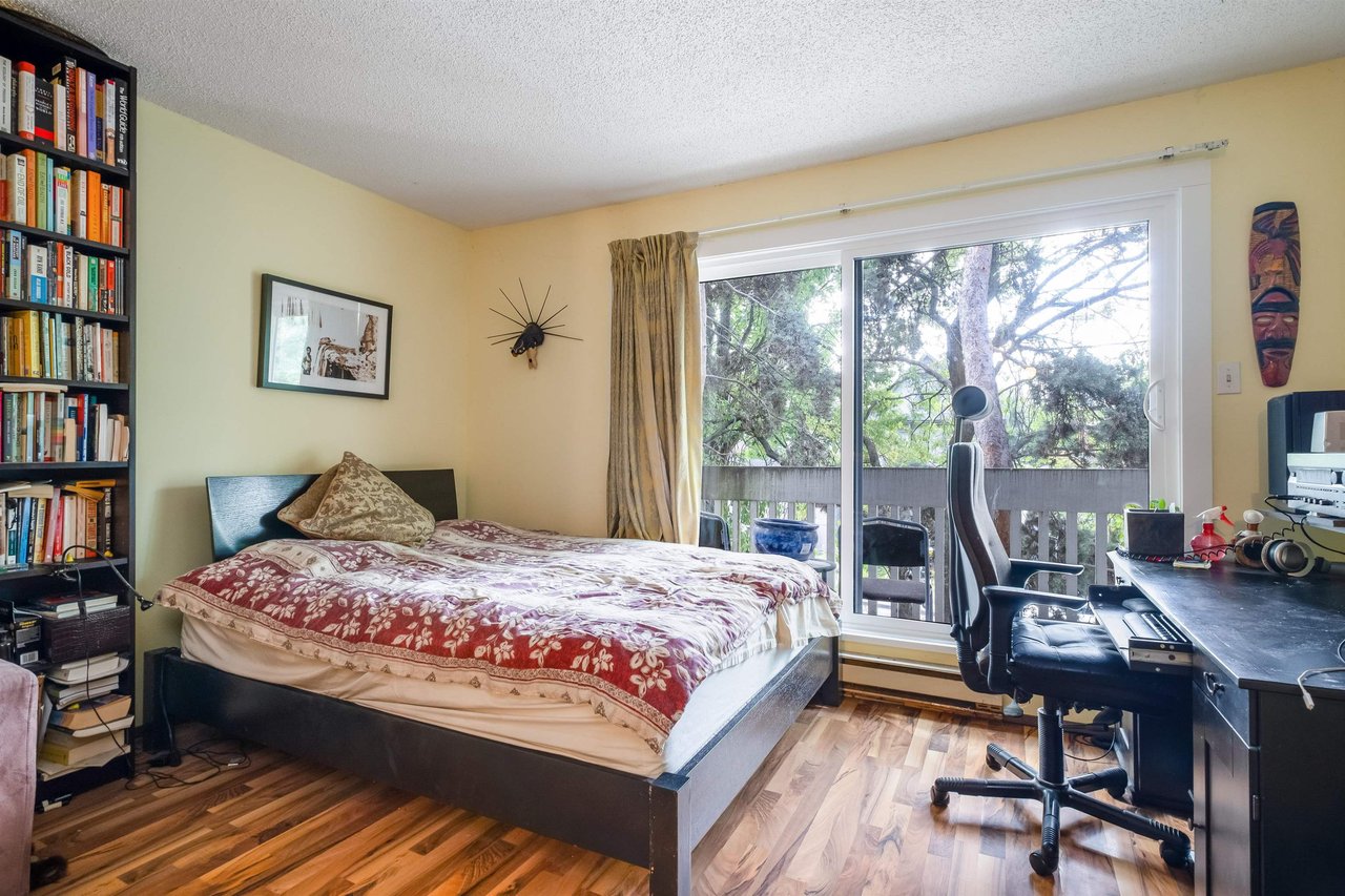 203-1545 E 2nd Ave