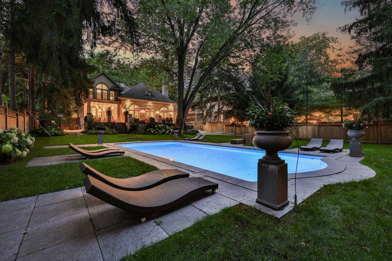 Serene Oasis in Mineola West