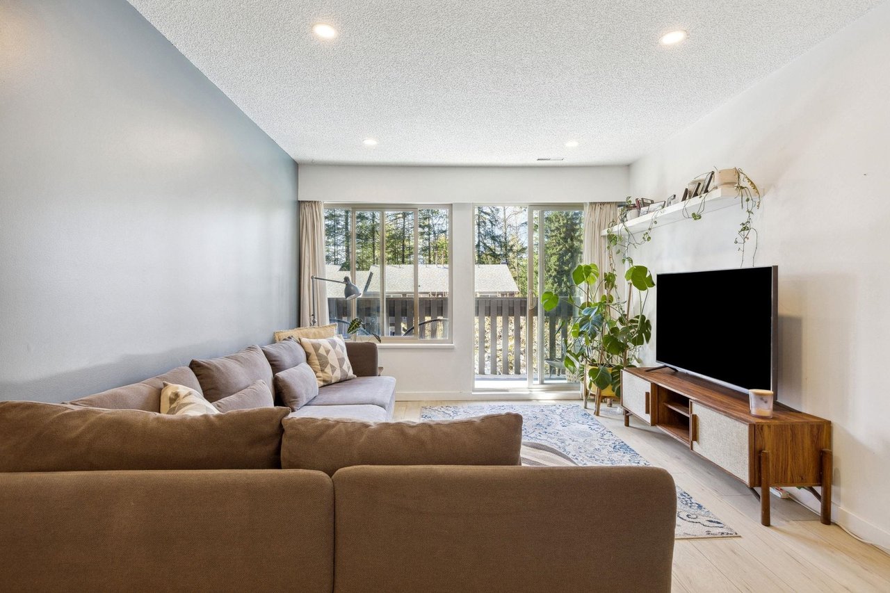 1894 Purcell Way, North Vancouver
