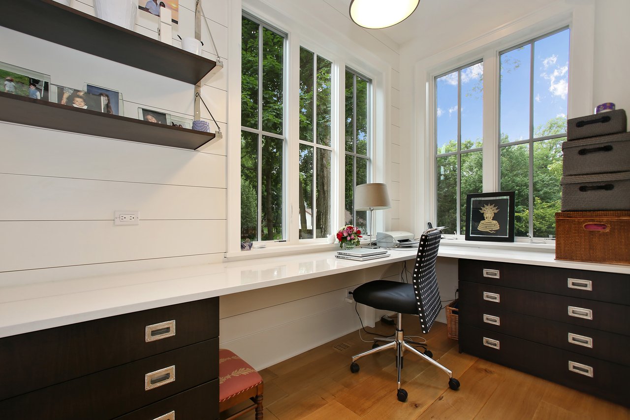 Brilliant Collaboration of Modern Meets Farmhouse