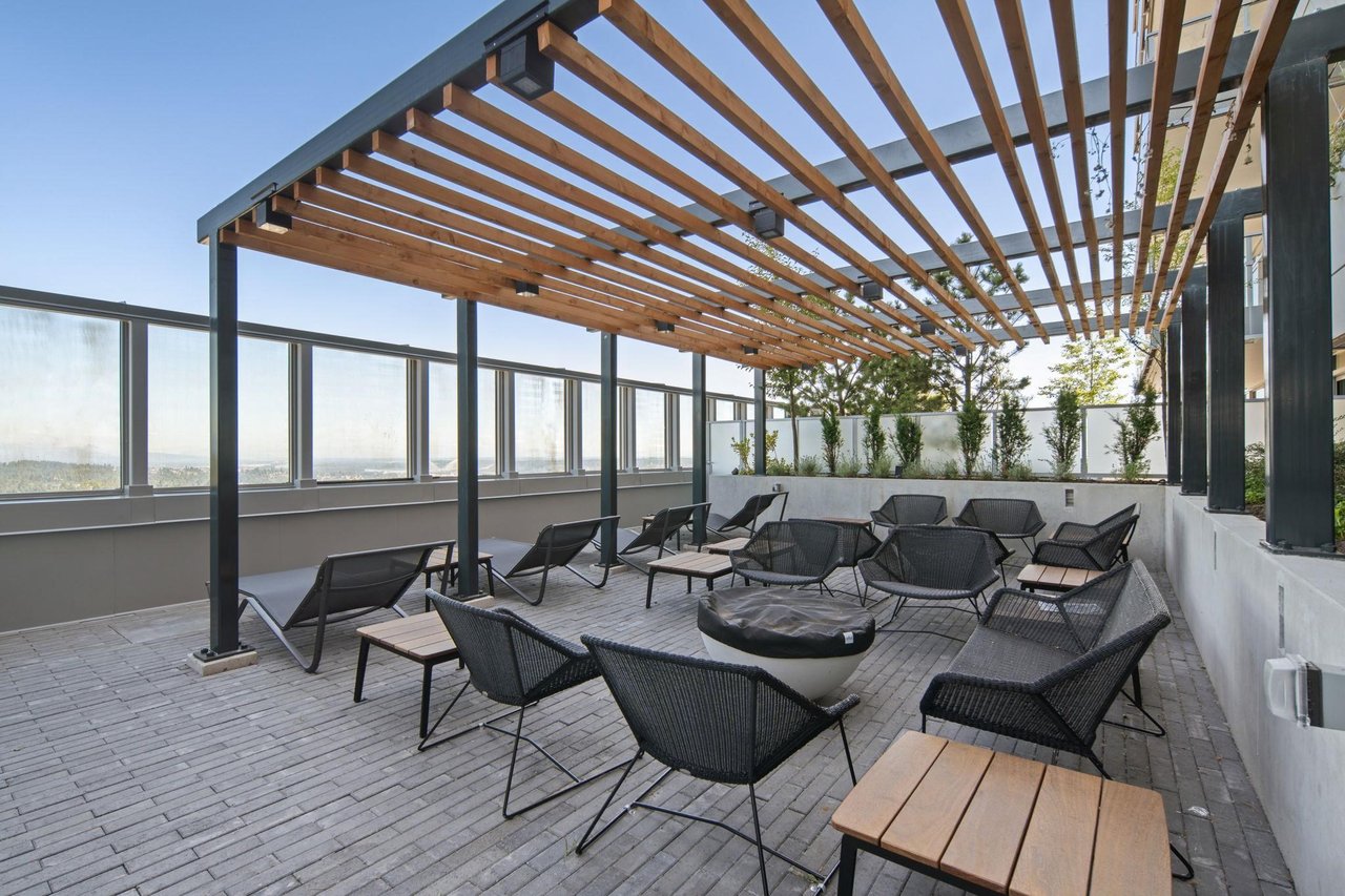 2006-3809 Evergreen Pl