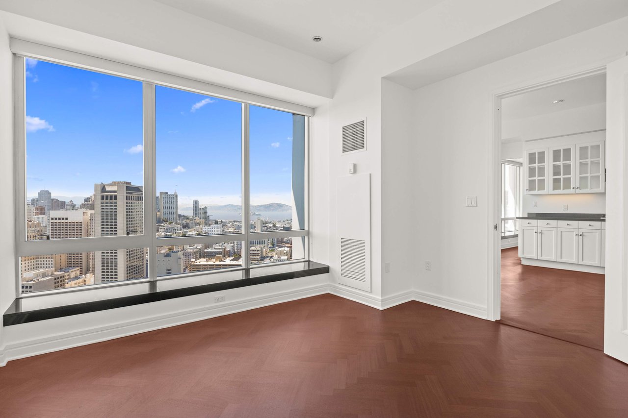 3,905 SqFt Four Seasons Grand Penthouse