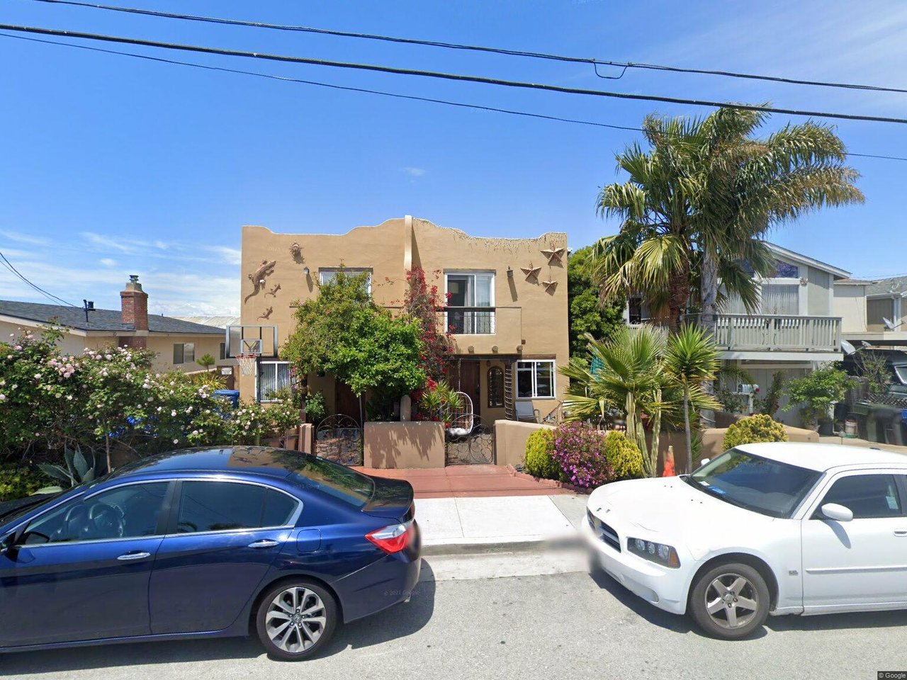 1227 Palm Ave