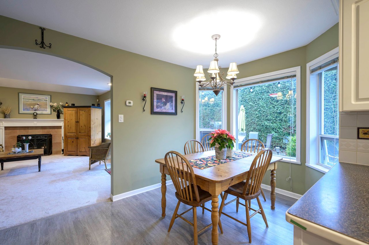 5068 Bentley Dr