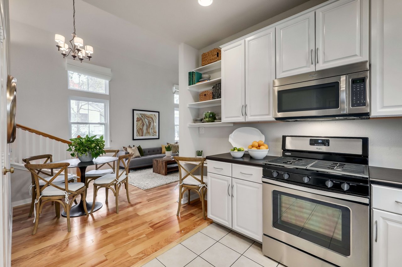 1011 Brodie St #27