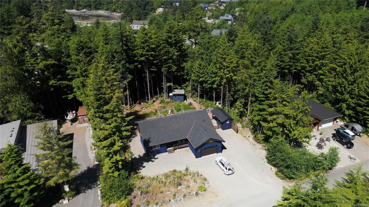868 Elina Rd