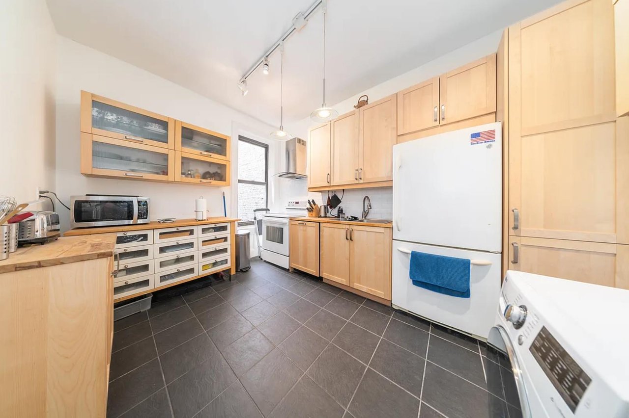 322 East 85th Street, Apt 5-B
