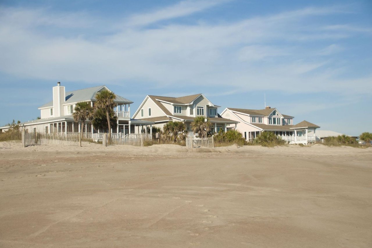 How Professional Photography Can Be Your Secret Weapon when Selling Your Beach House