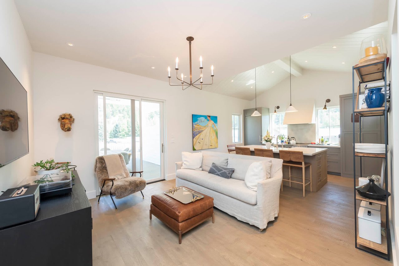 126 Hyndman View Drive