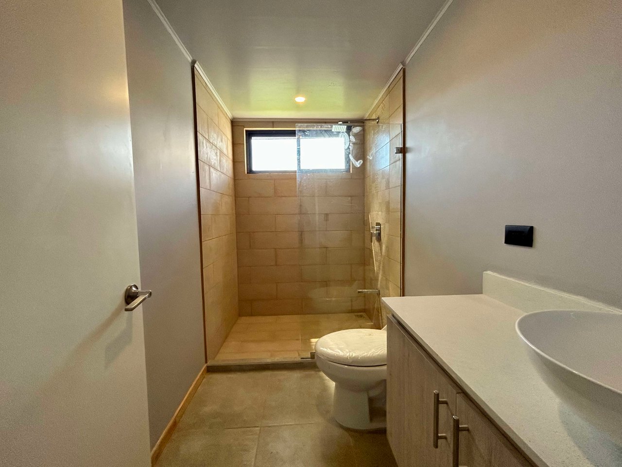 Brand New Modern 3 bed, 3 bath Villa in Uvita