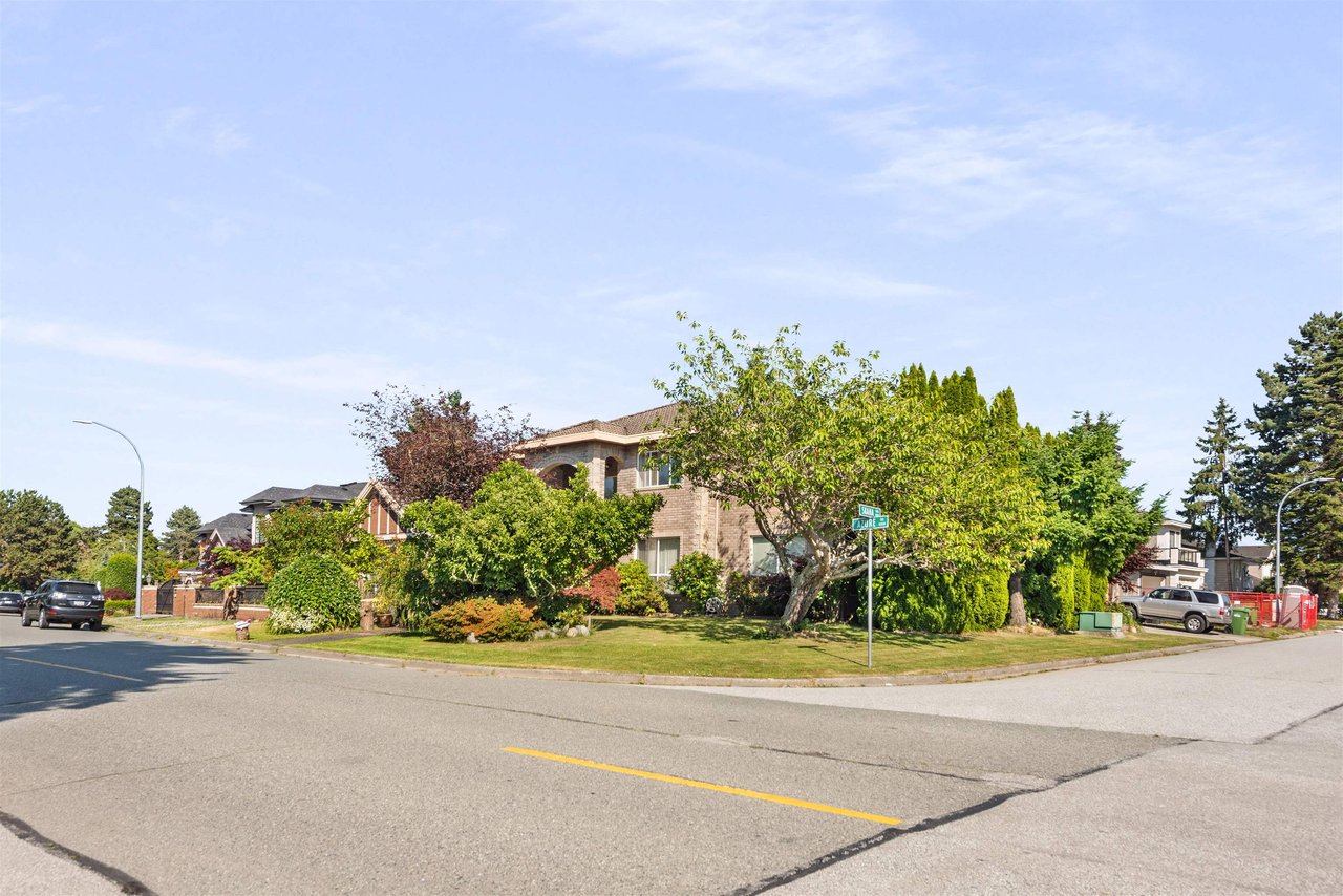 6160 Azure Rd