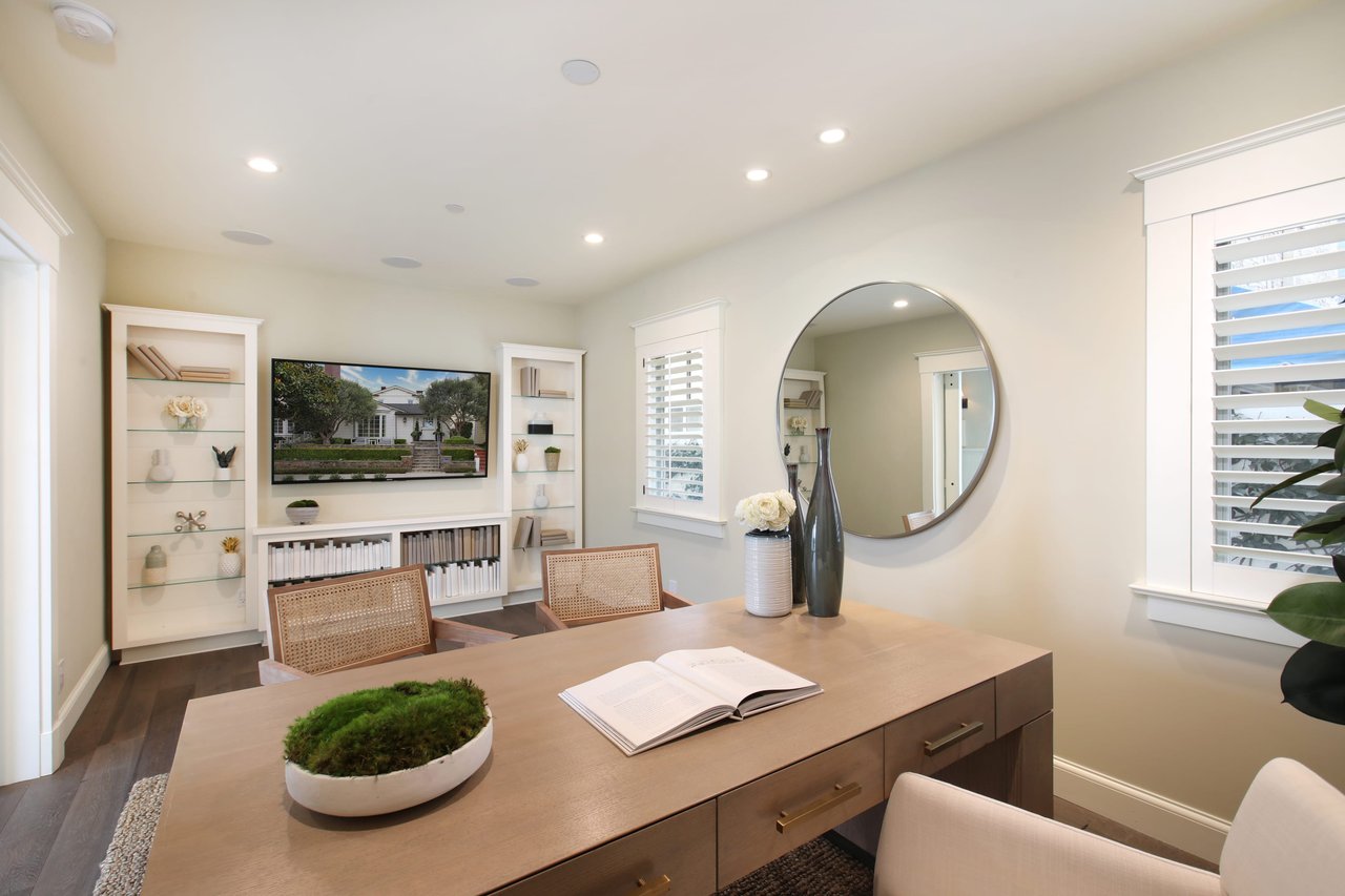 426 Dahlia Avenue