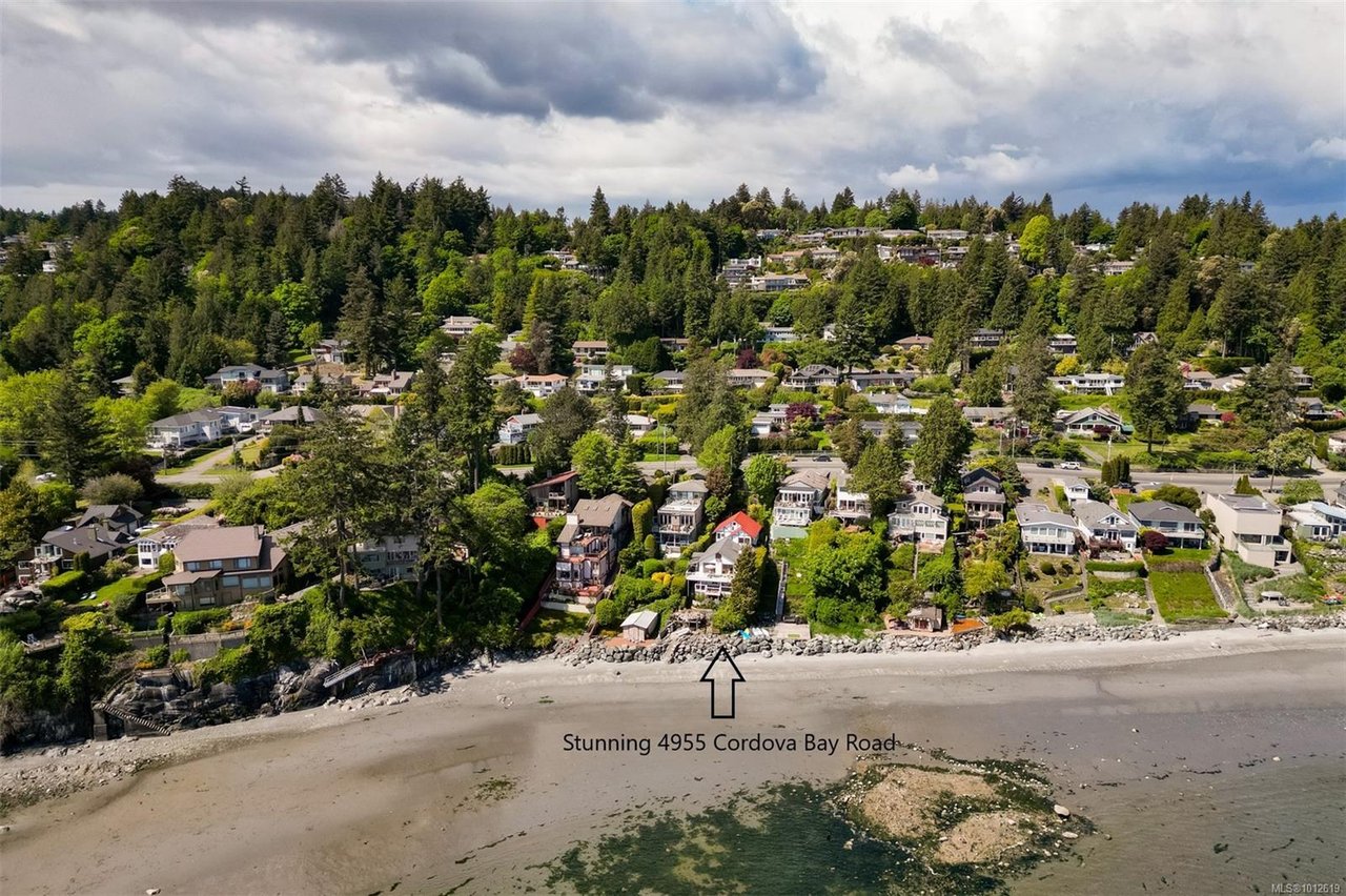 4955 Cordova Bay Rd