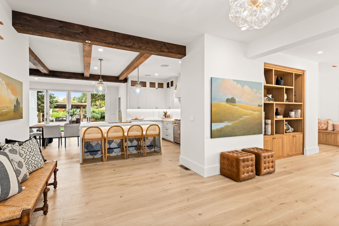 Healsburg Downtown Estate