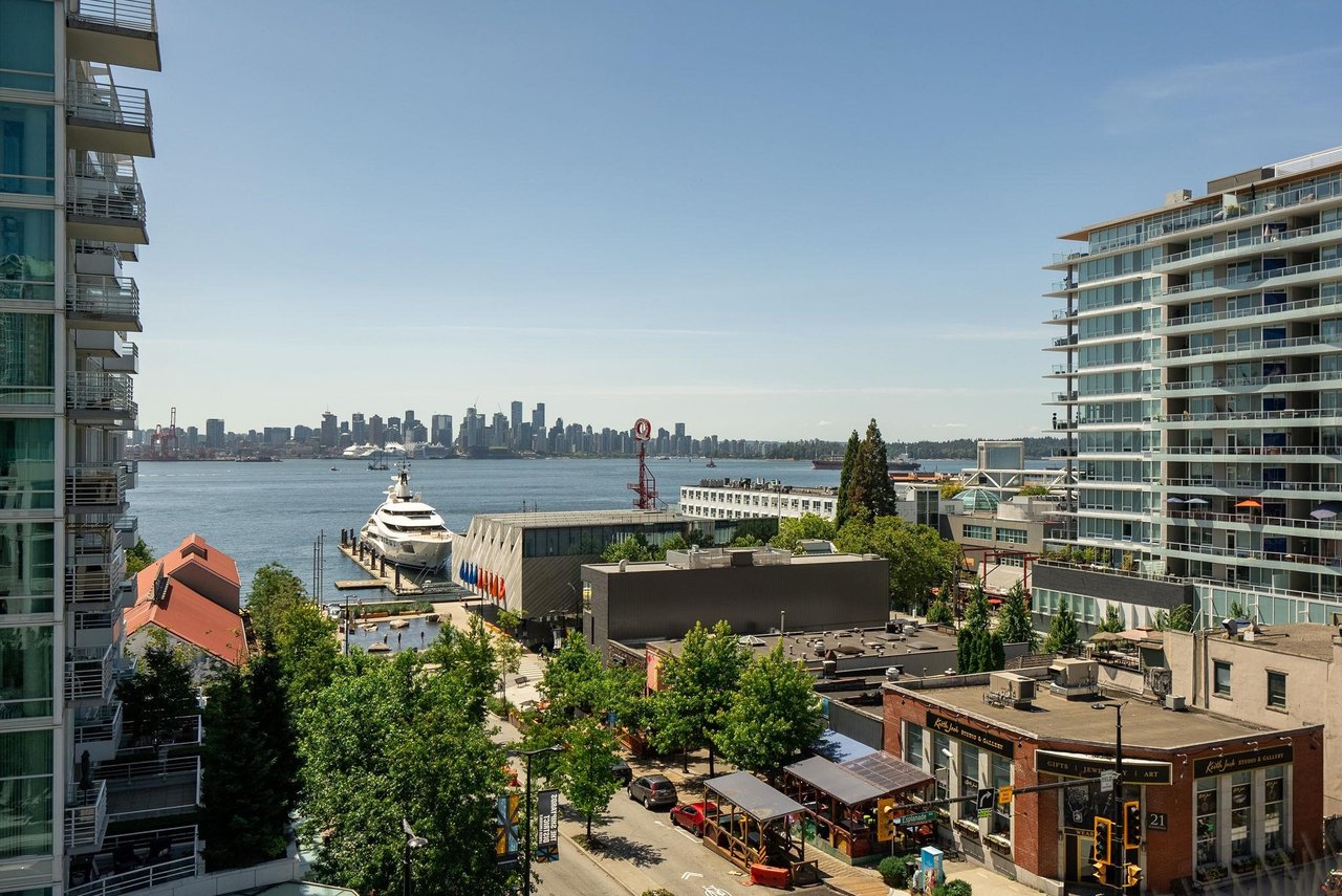 608-100 E Esplanade Ave