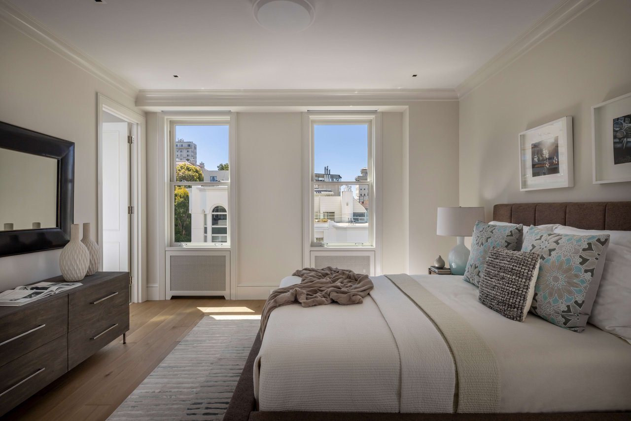 Brand New Build at 1090 Chestnut