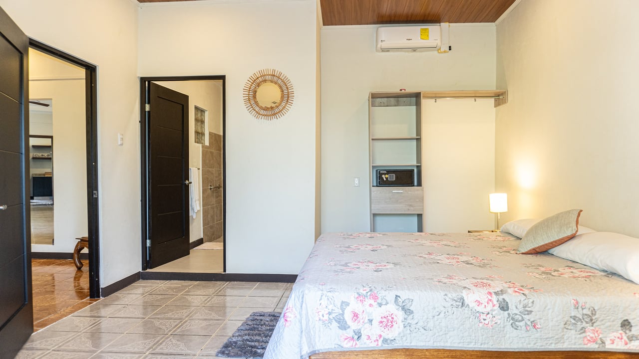 Balcony Bliss Home in Bahia, Walking Distance To The Beach