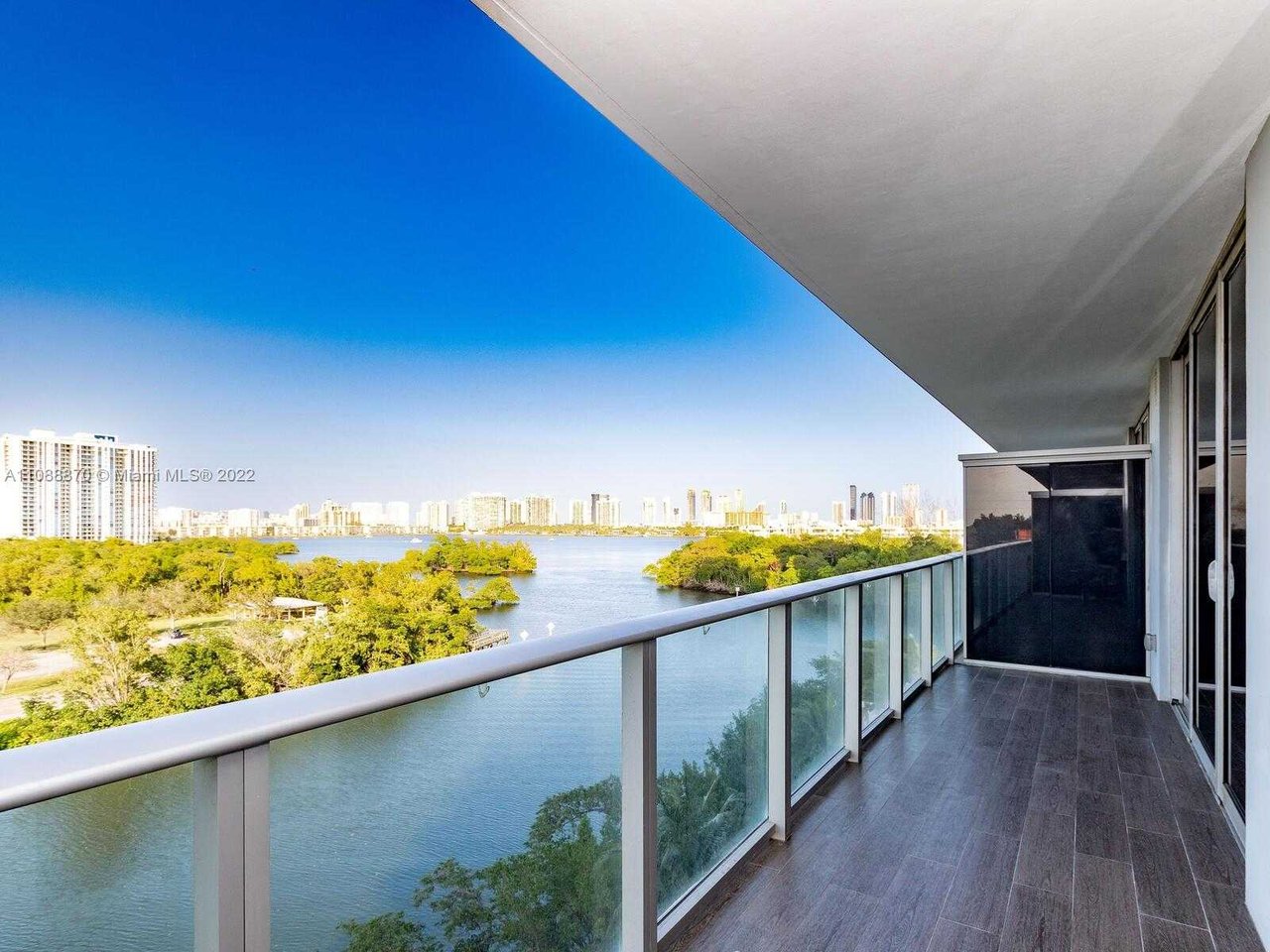16385 Biscayne Blvd Unit 604