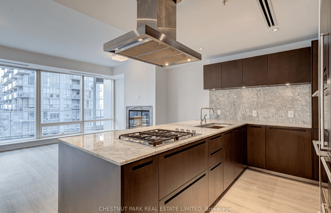 Suite 2903- 180 University Avenue