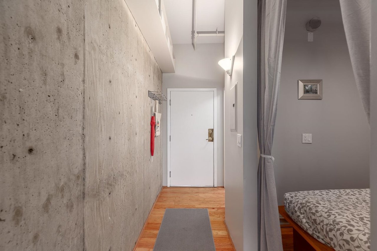701-518 Beatty Street, Vancouver