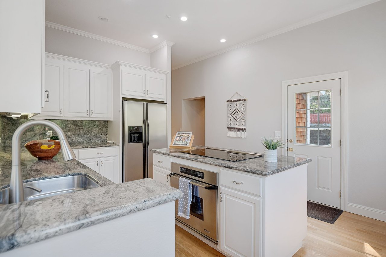 166 Crane Drive, San Anselmo